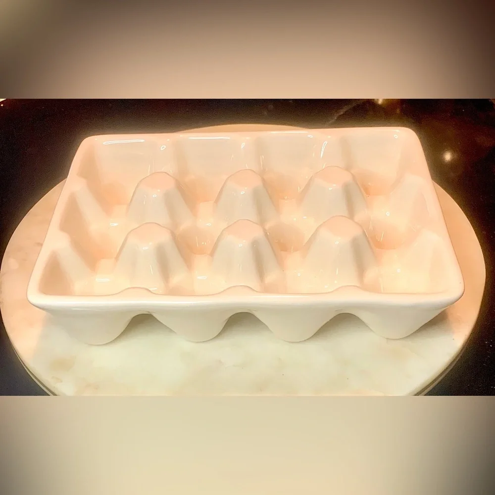 WILLIAM SOMOMA EGG CRATE 12 DOZEN PORCELAIN VINTAGE WHITE